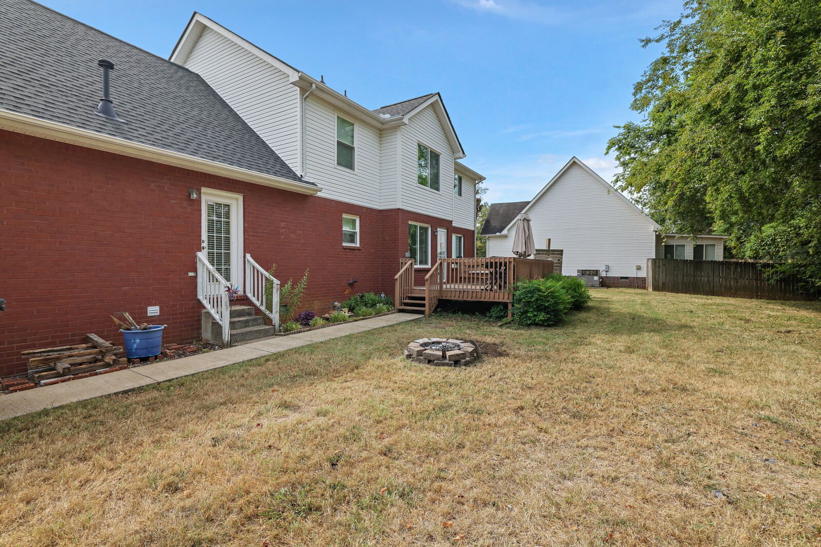 3023 Overhill Ct