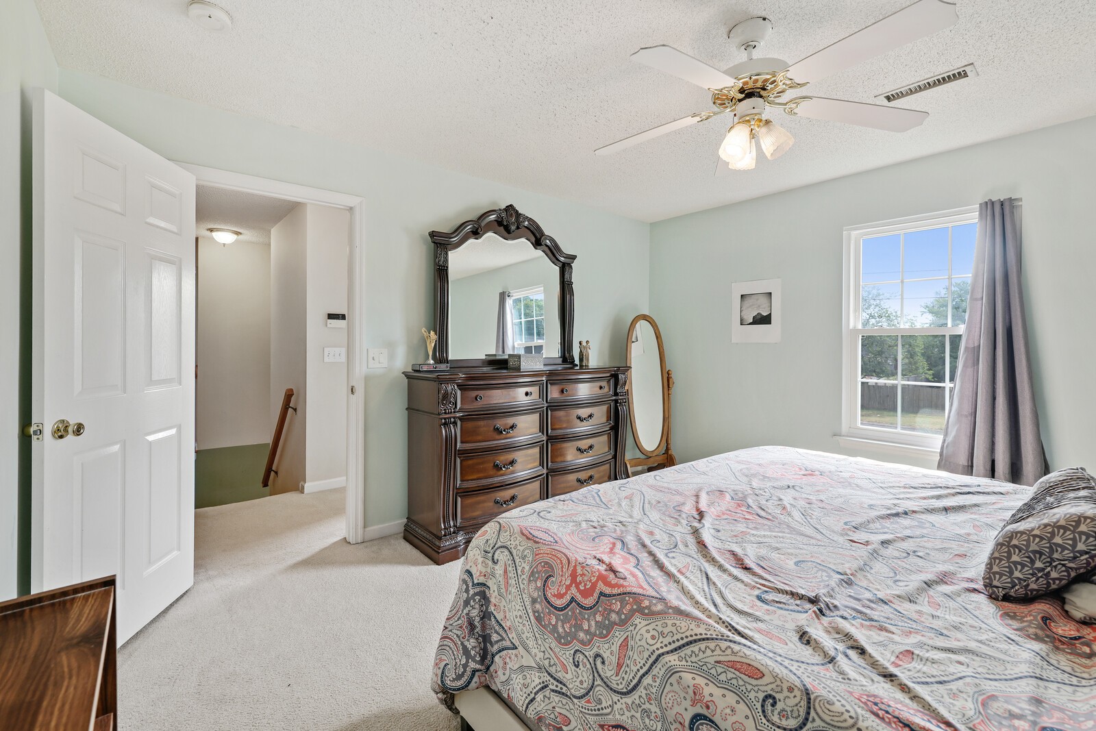 3023 Overhill Ct