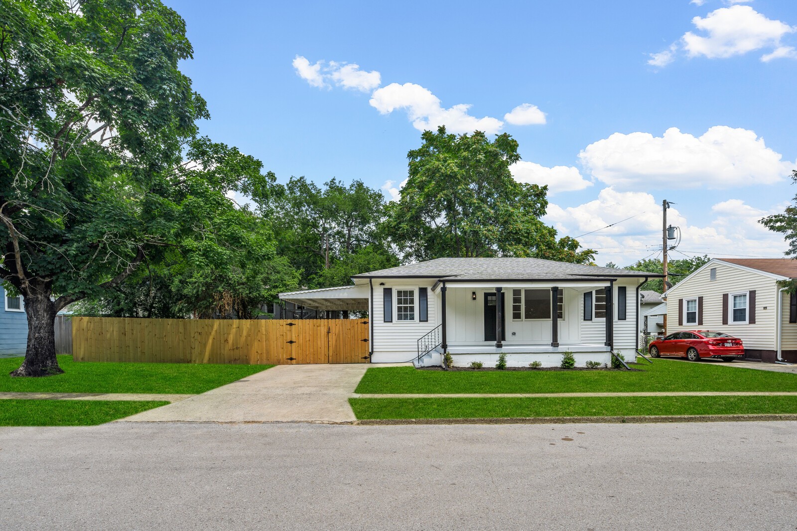 1407 Elliston St