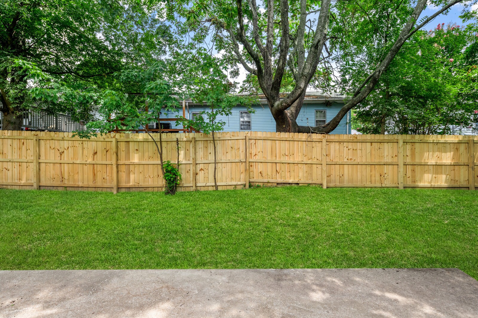 1407 Elliston St