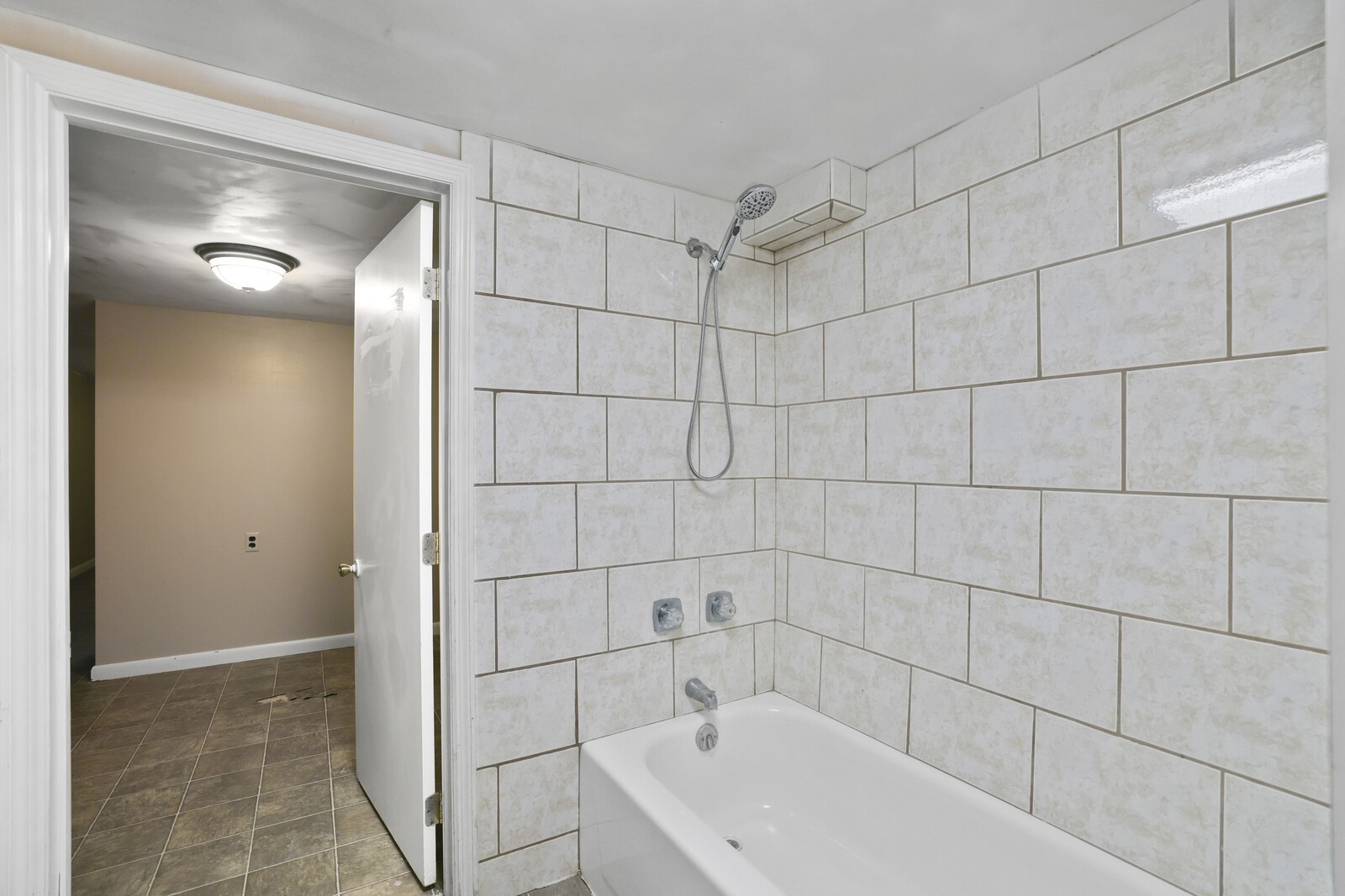 8186 Jackman Rd