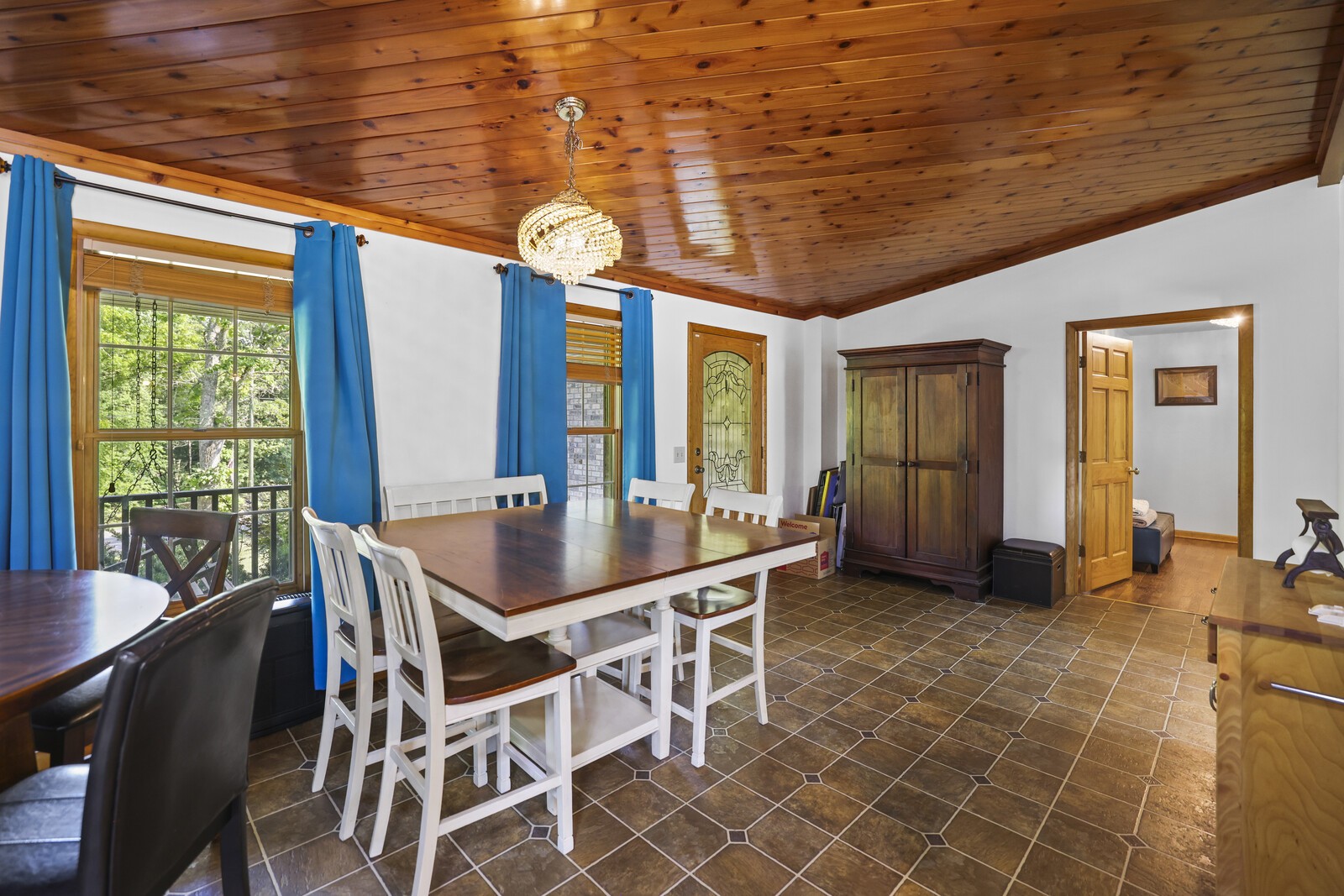 8186 Jackman Rd