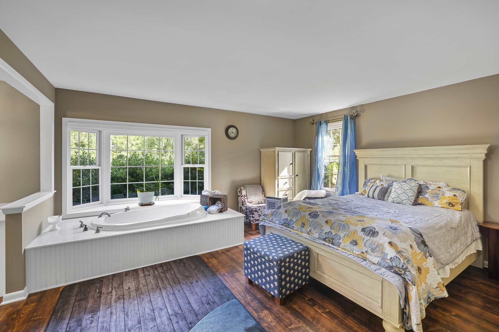 8186 Jackman Rd