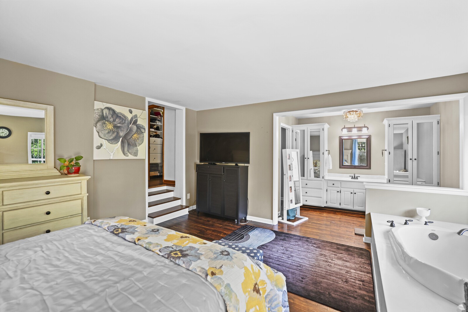8186 Jackman Rd