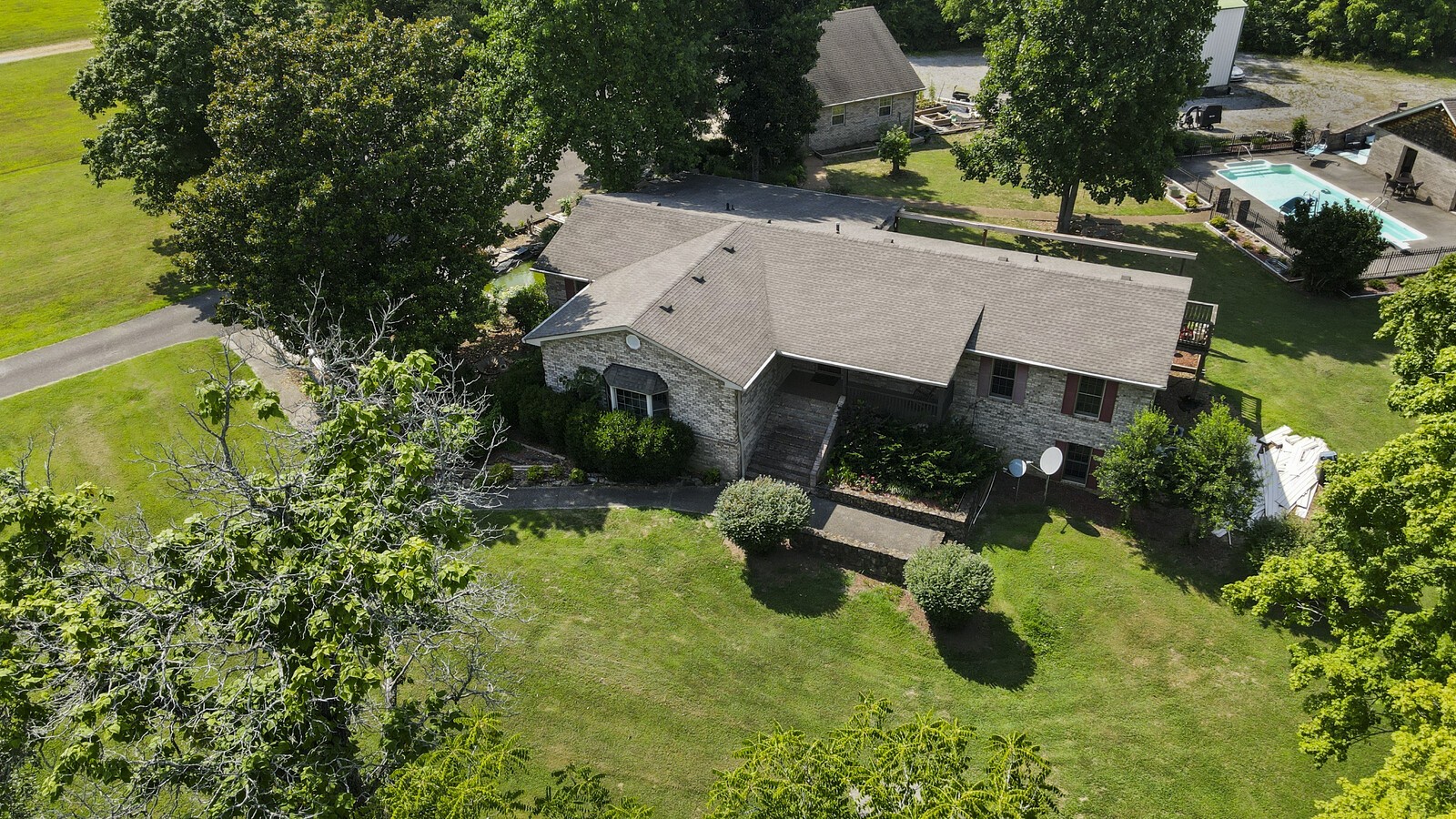 8186 Jackman Rd