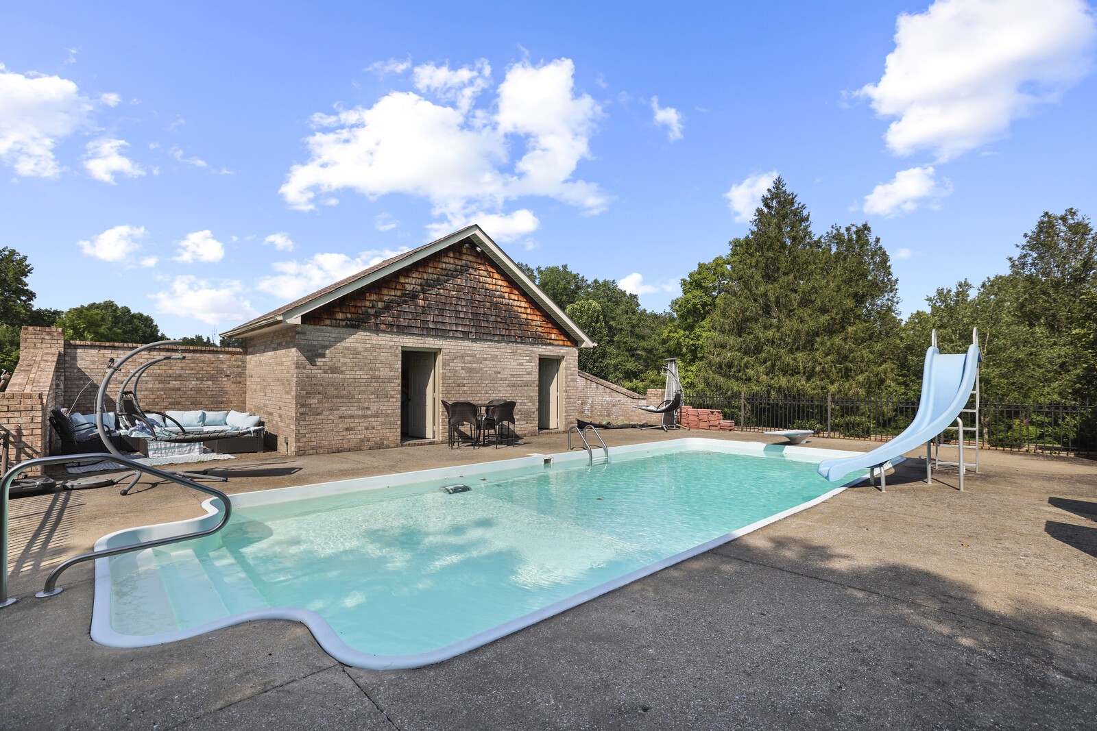 8186 Jackman Rd