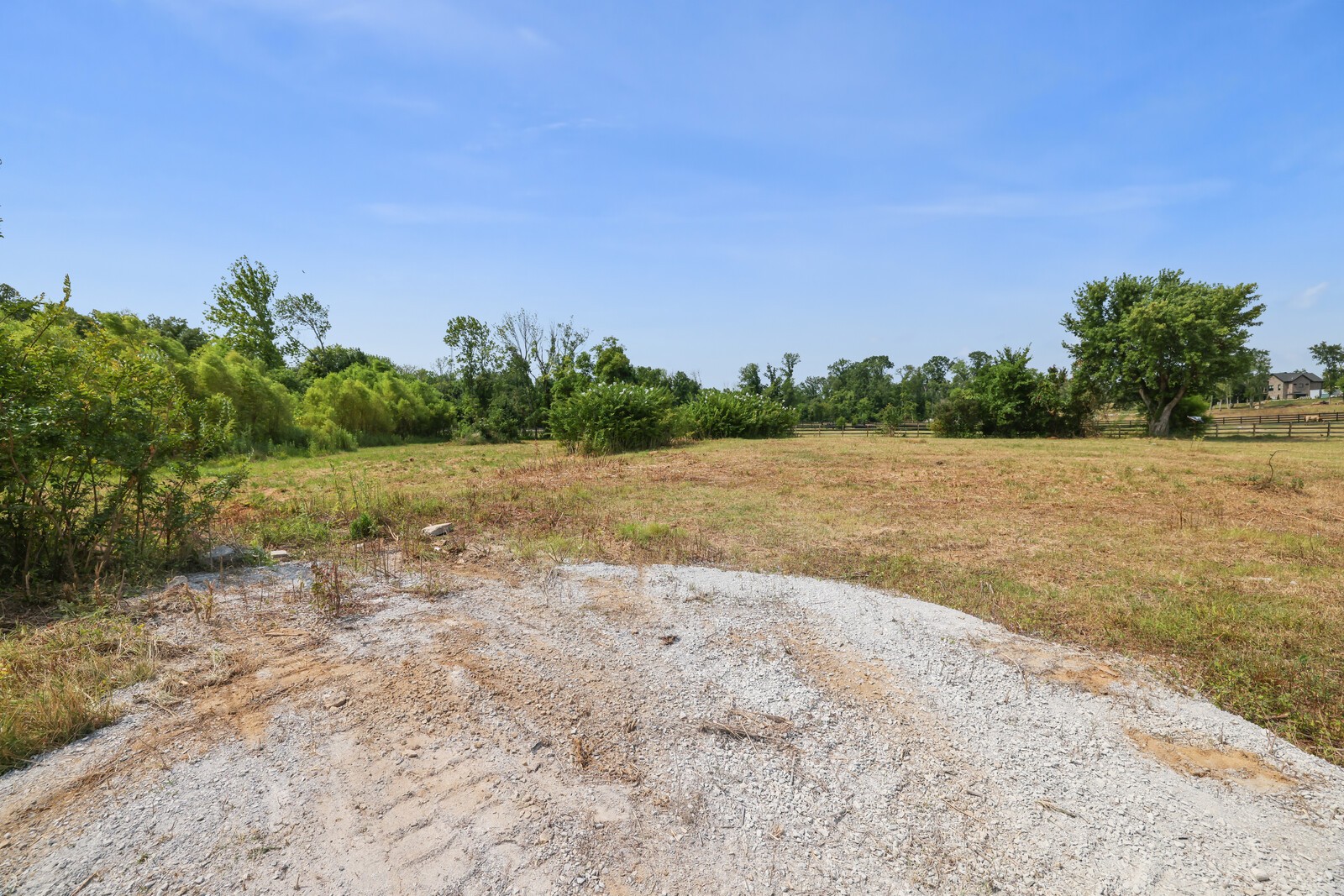 532 Hunting Hills Dr