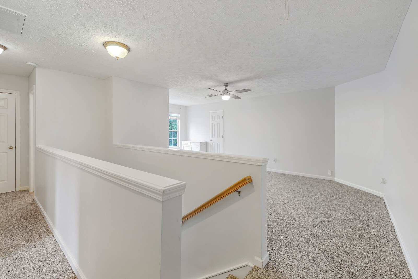 1063 Ashmore Dr