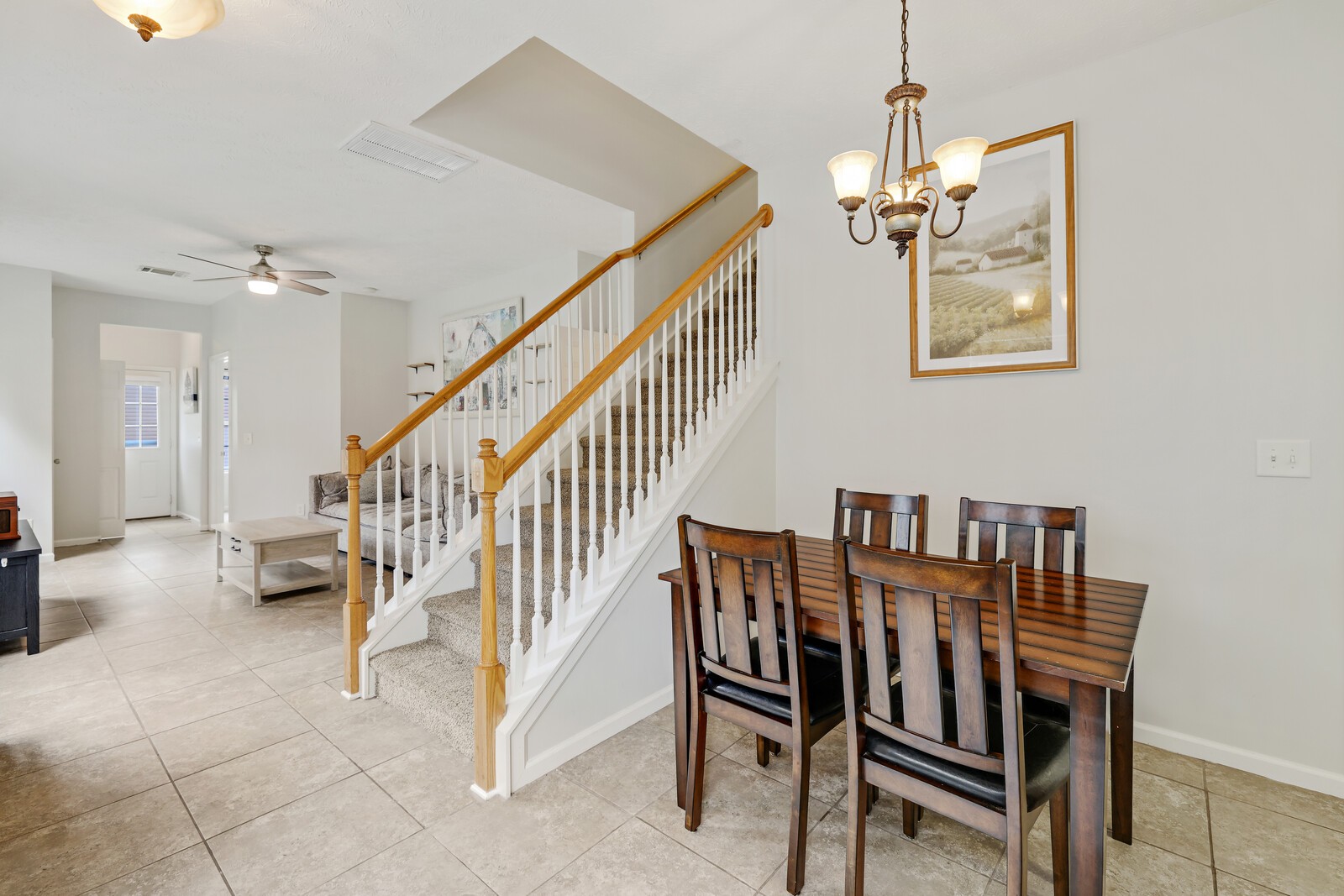 1063 Ashmore Dr