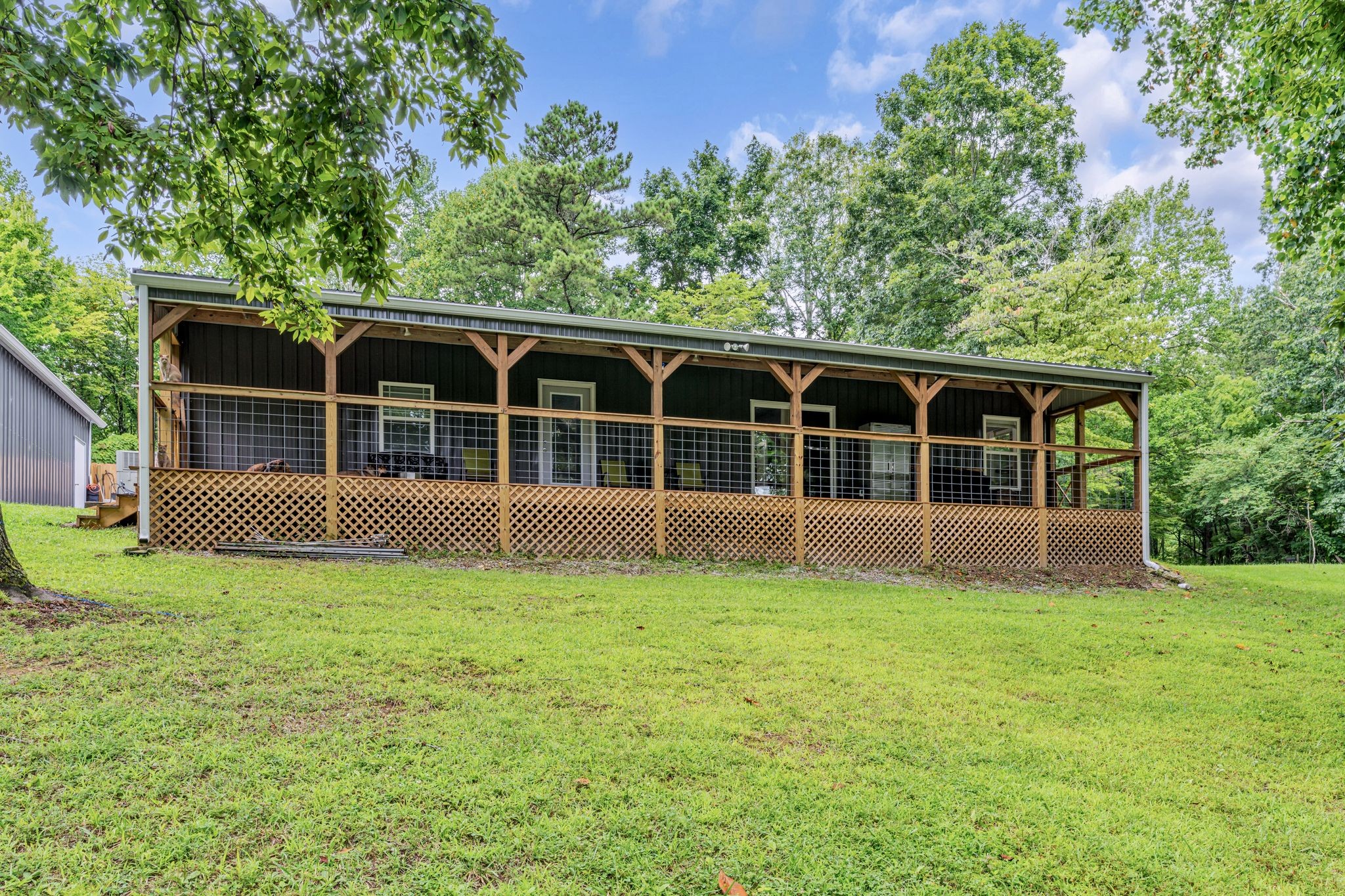 631 Hog Back Ridge Rd