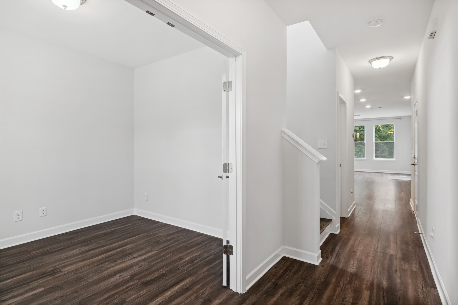 325 Twelve Oaks Ln