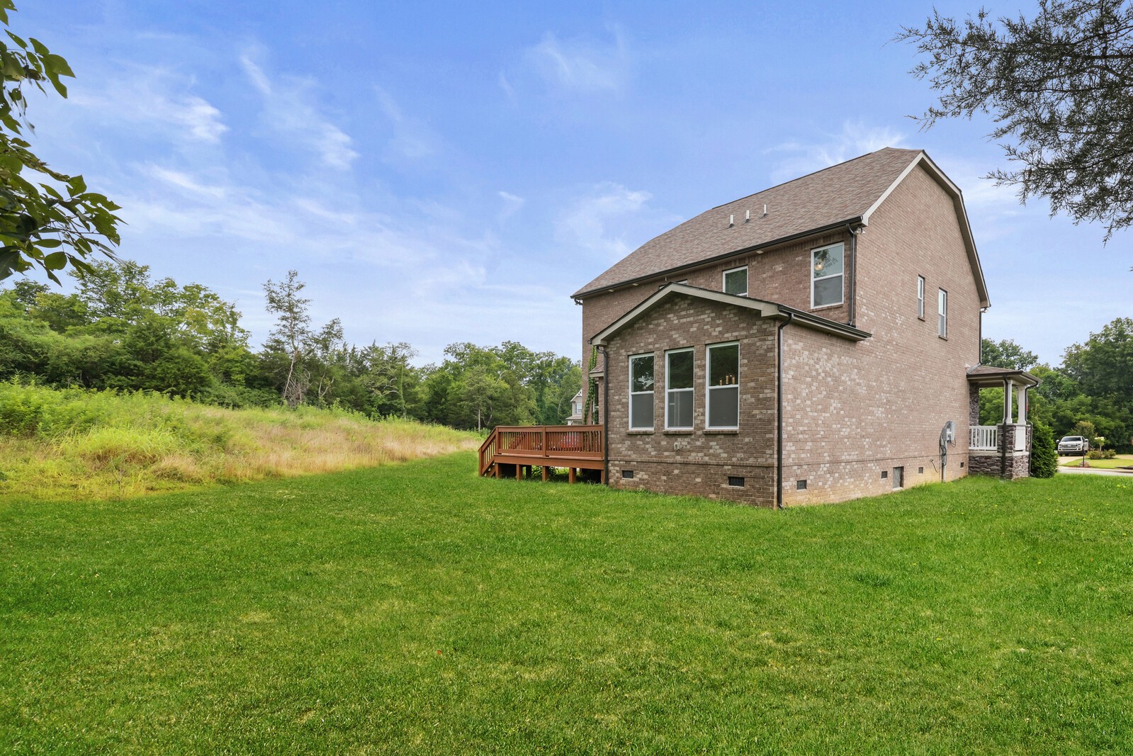 325 Twelve Oaks Ln