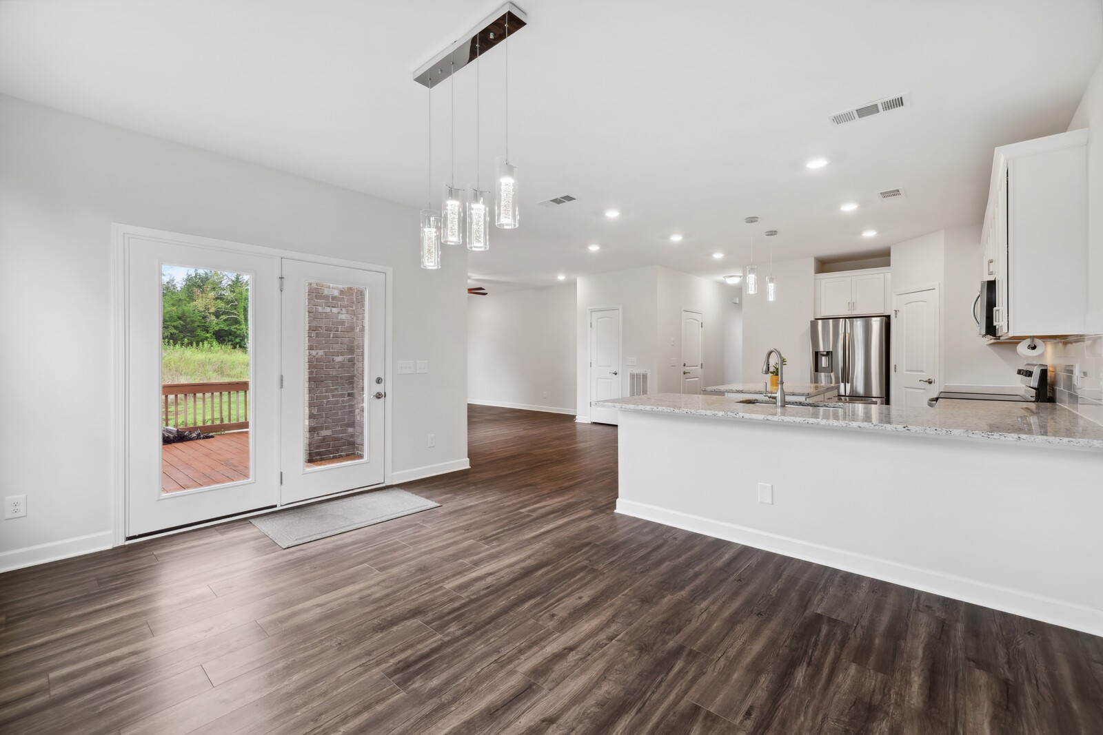 325 Twelve Oaks Ln