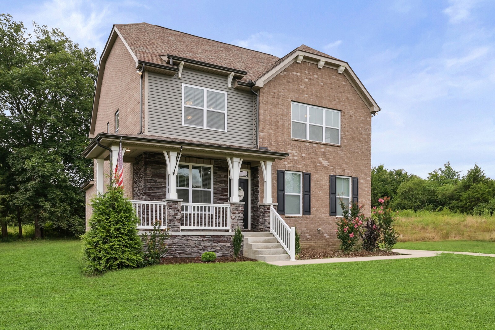 325 Twelve Oaks Ln