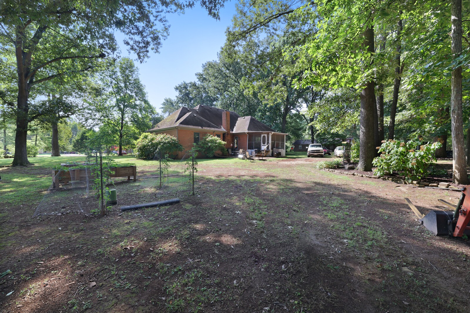 320 Shirley Rd