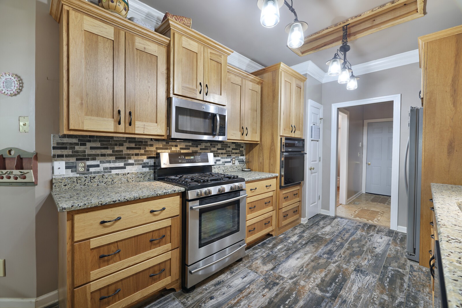 320 Shirley Rd