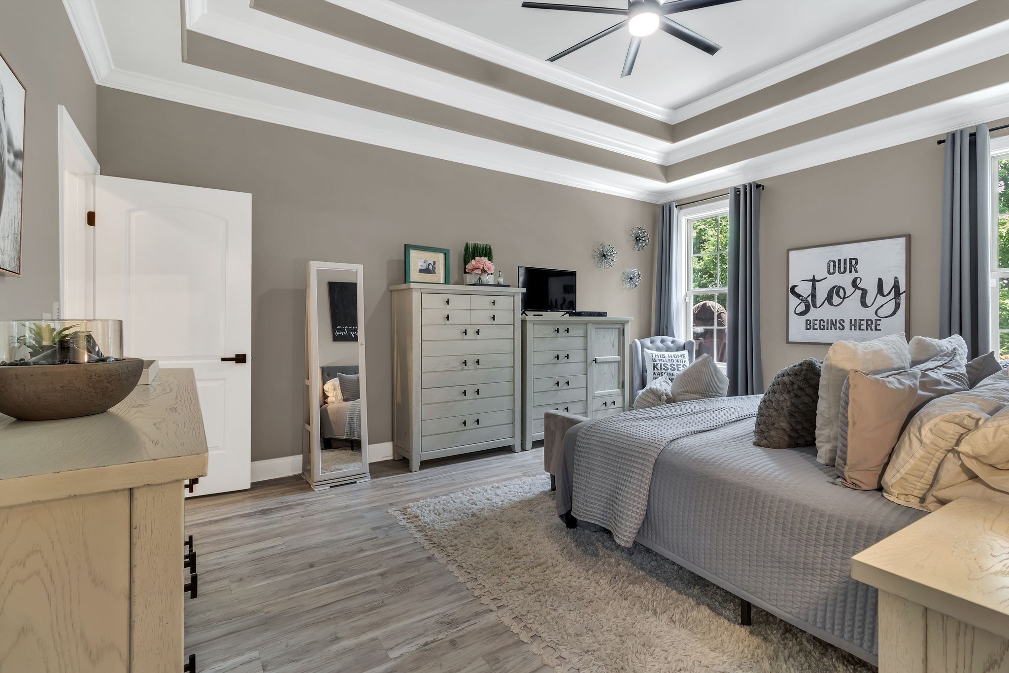 117 Lake Harbor Dr