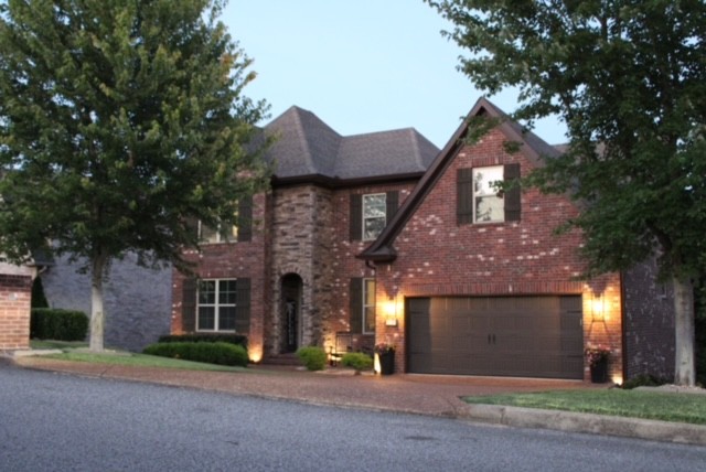 117 Lake Harbor Dr