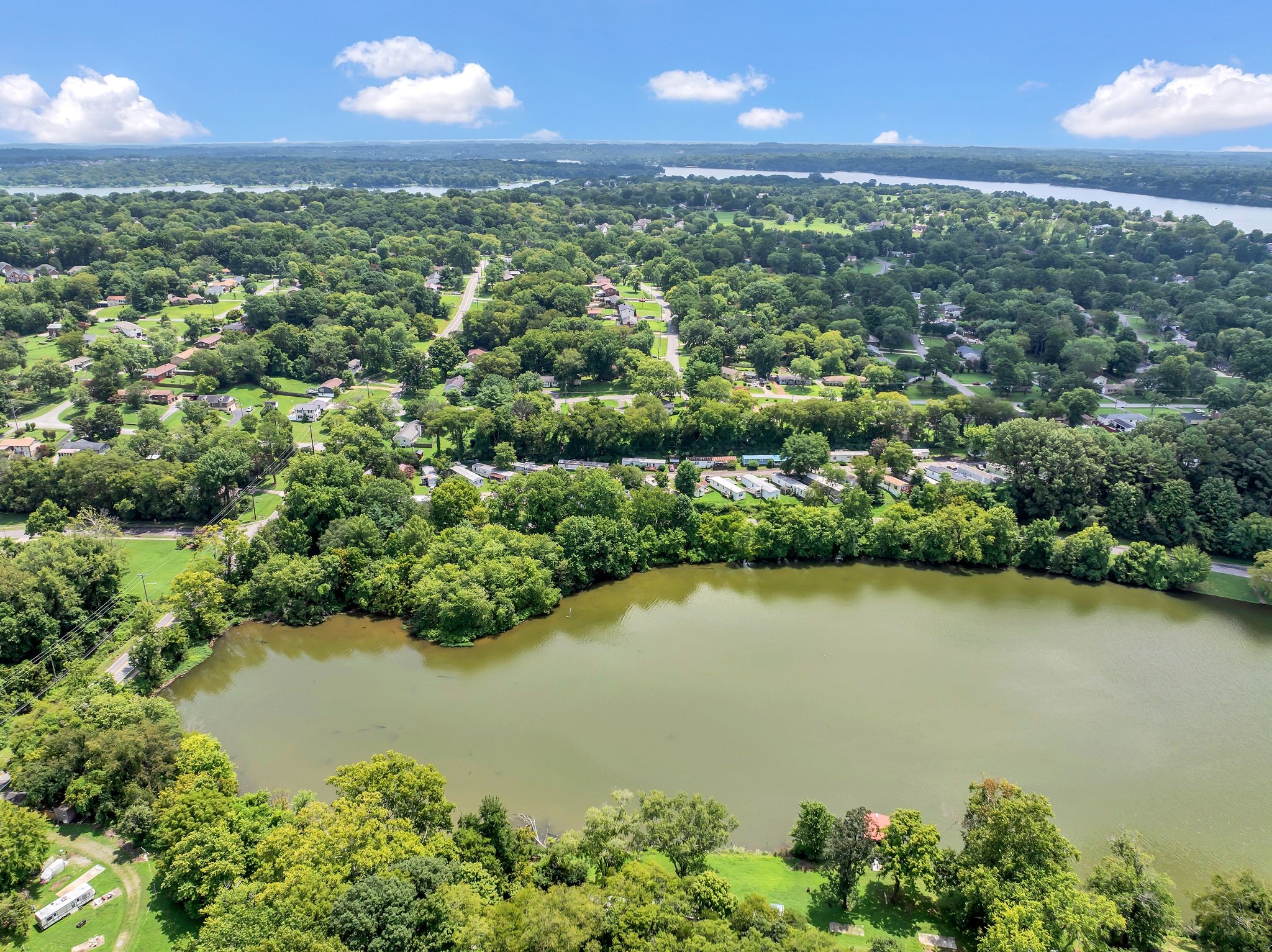 117 Lake Harbor Dr