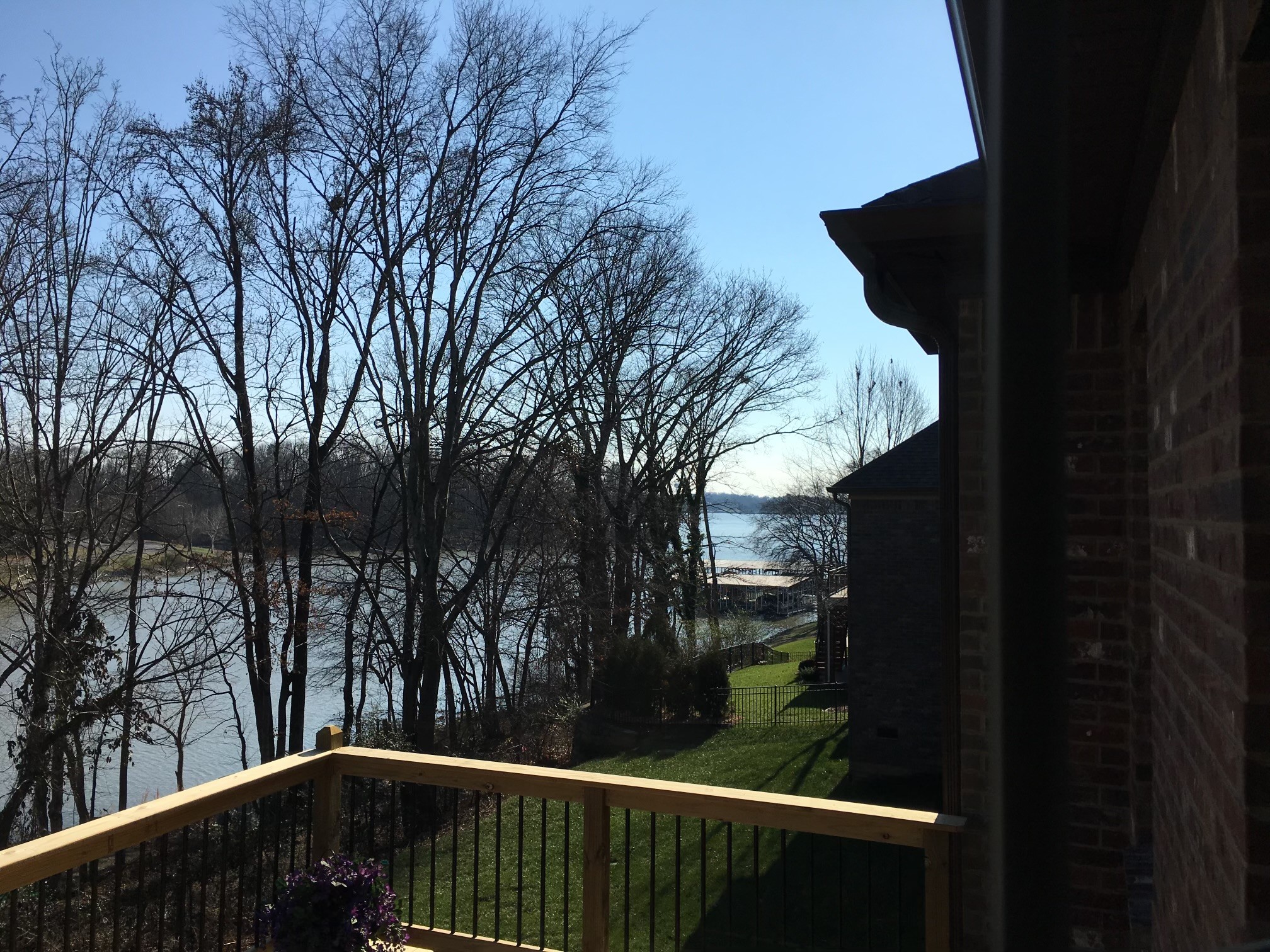 117 Lake Harbor Dr