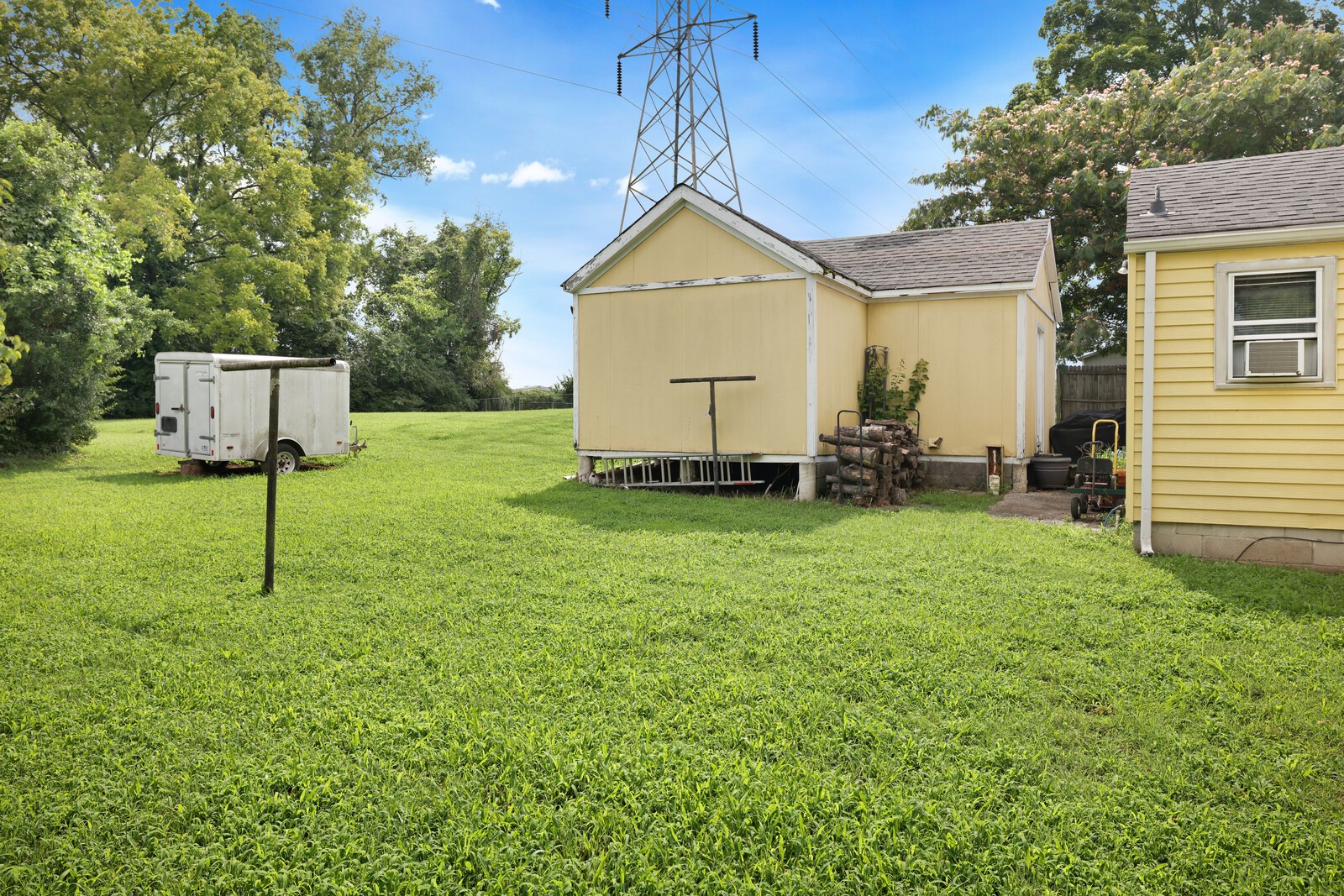 341 Tamworth Dr