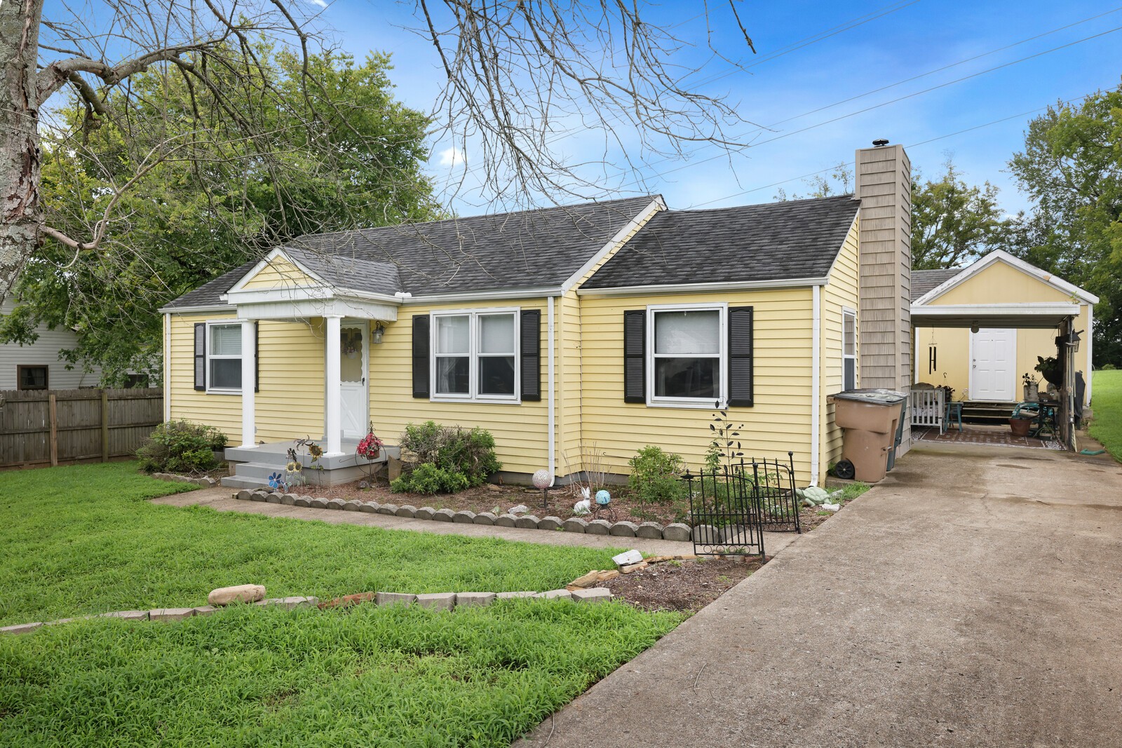 341 Tamworth Dr