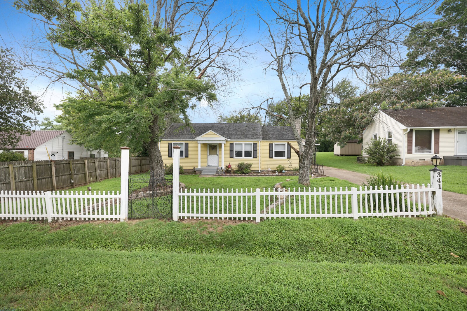 341 Tamworth Dr