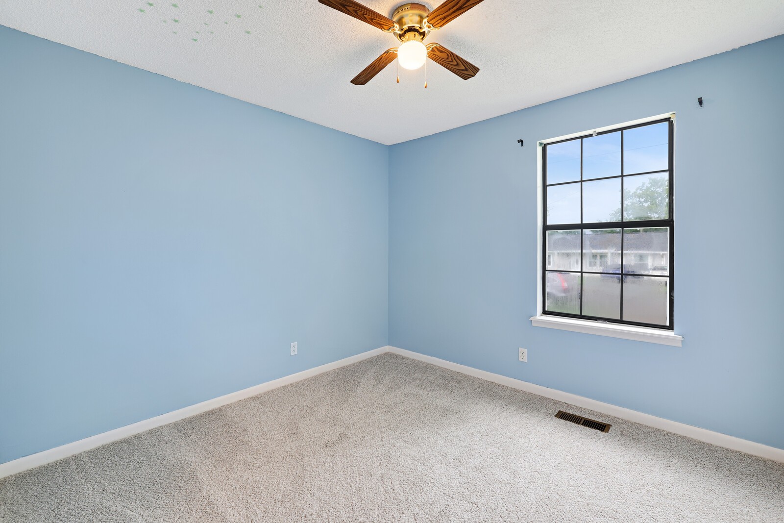 4112 Woodway Ln