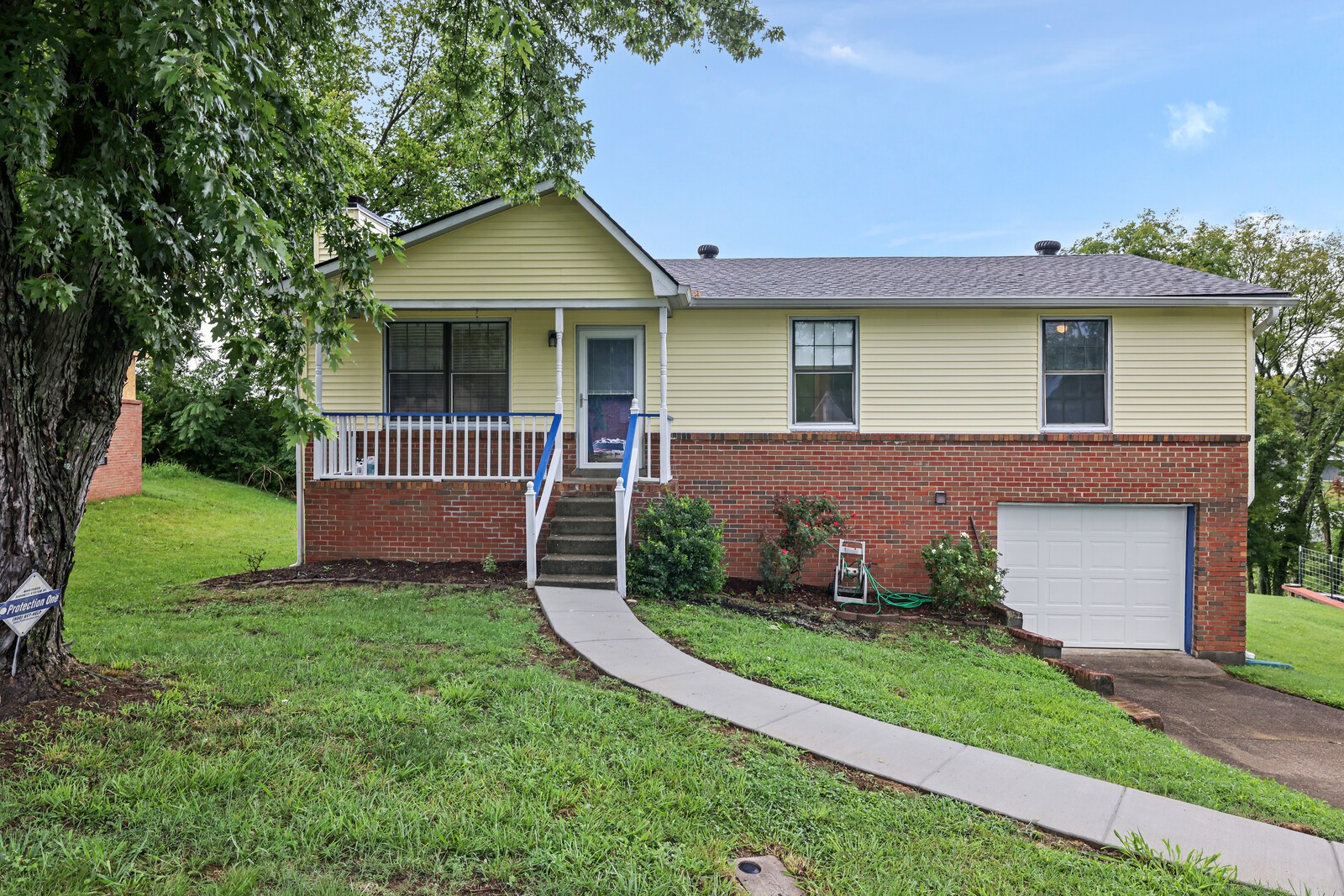 4112 Woodway Ln
