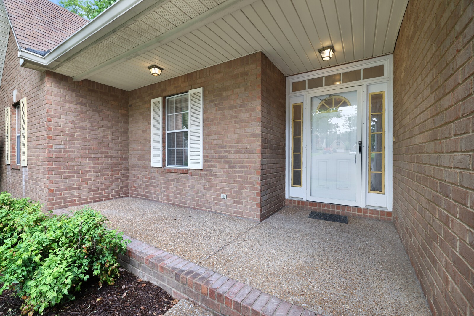 712 Elderberry Ct