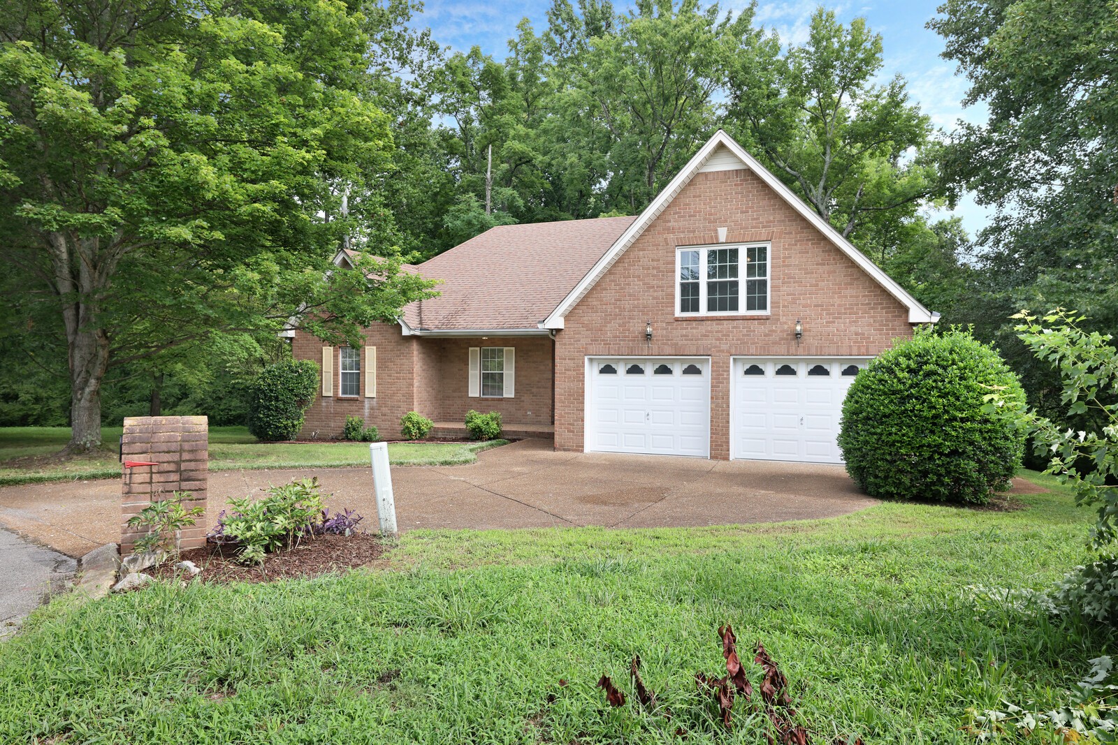 712 Elderberry Ct