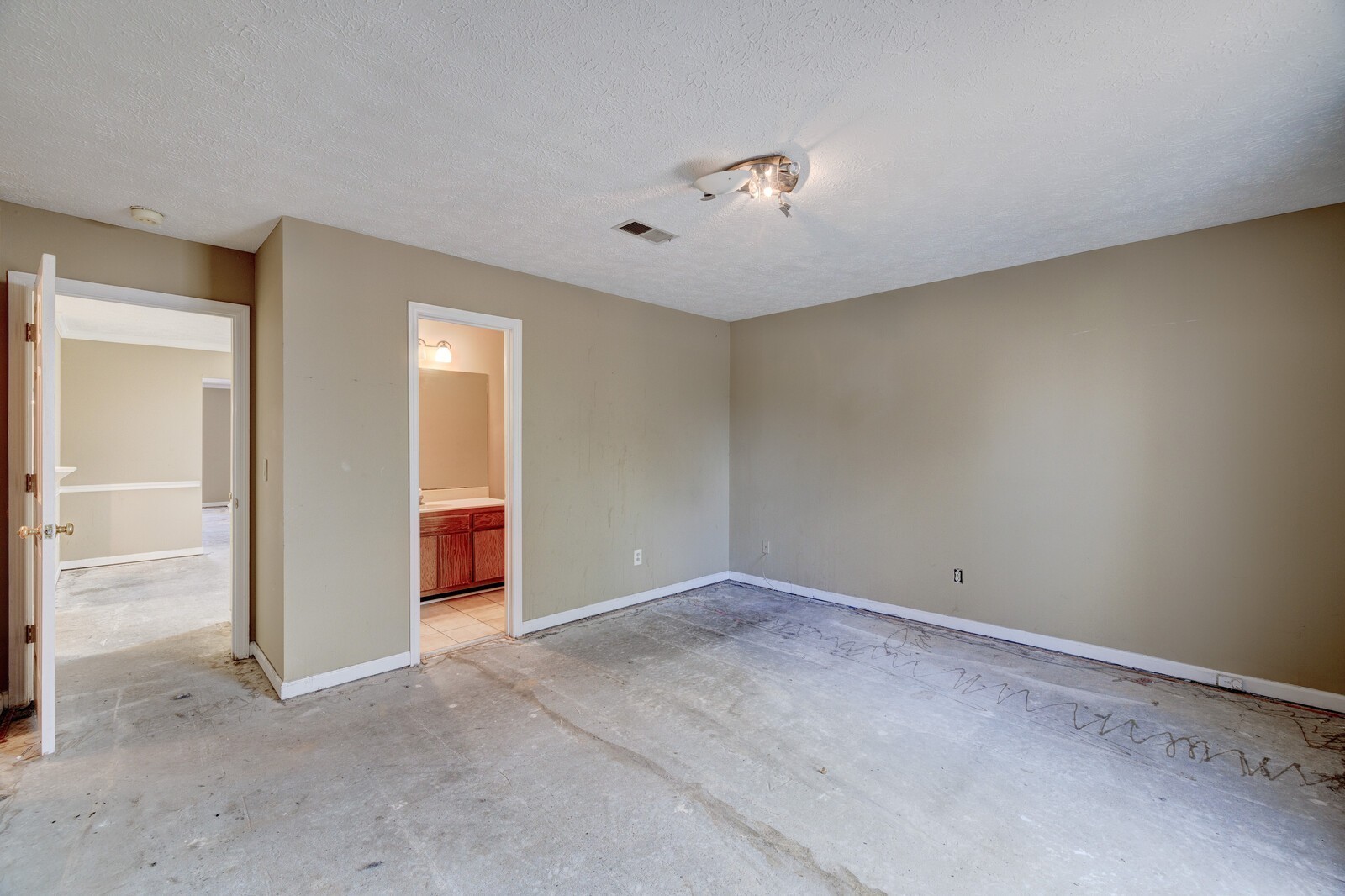 126 Beech Forge Dr