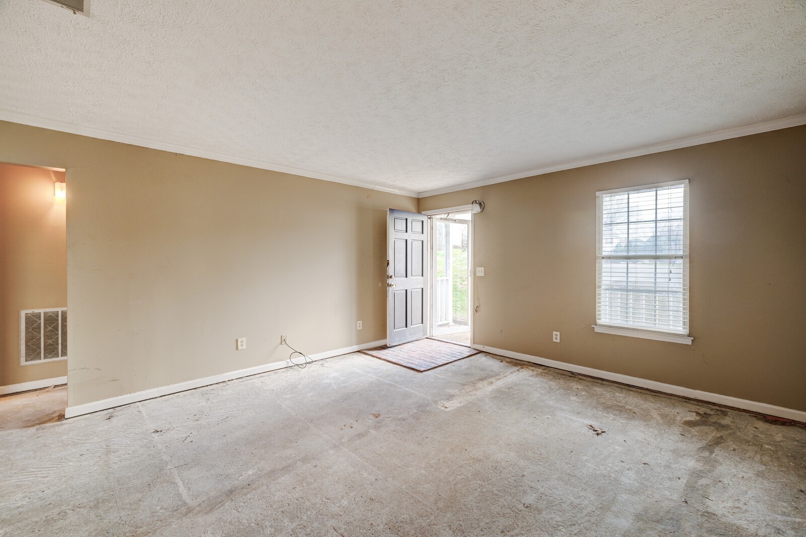 126 Beech Forge Dr