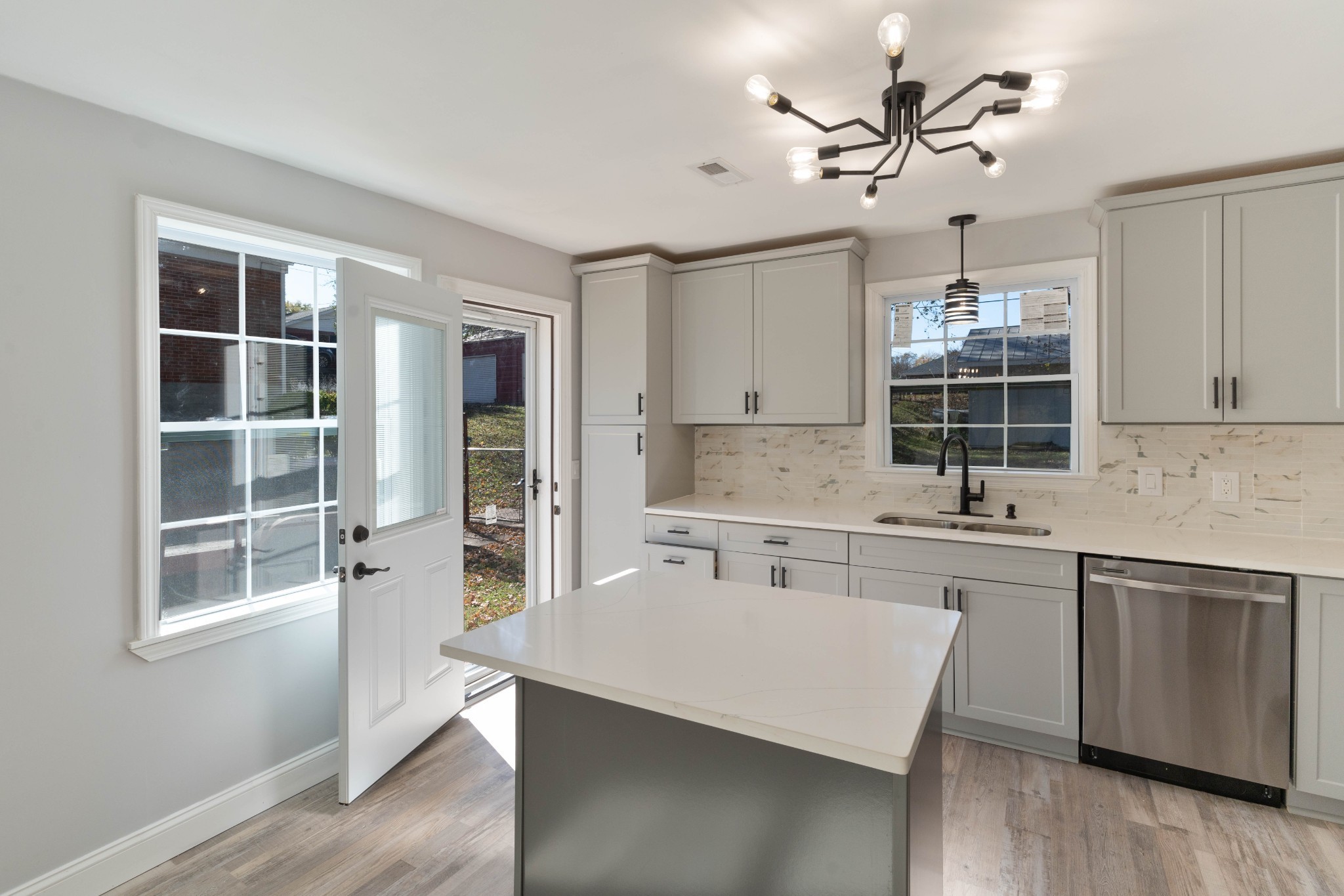 118 Keith Dr