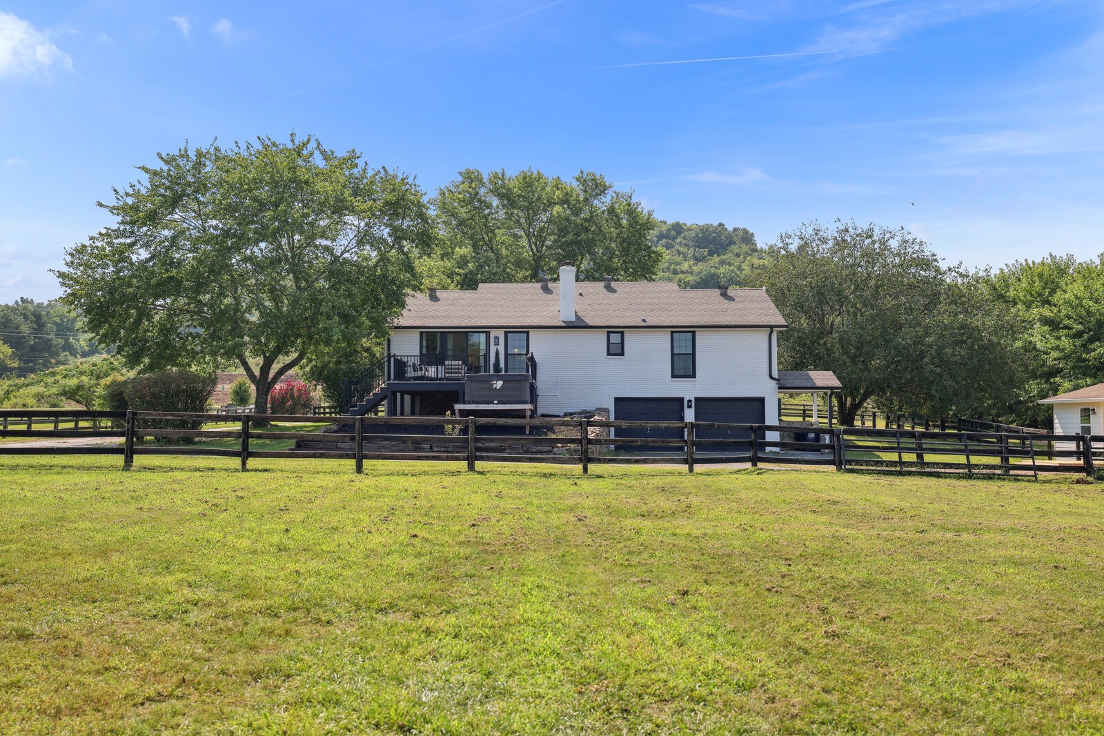 1521 Lewisburg Pike