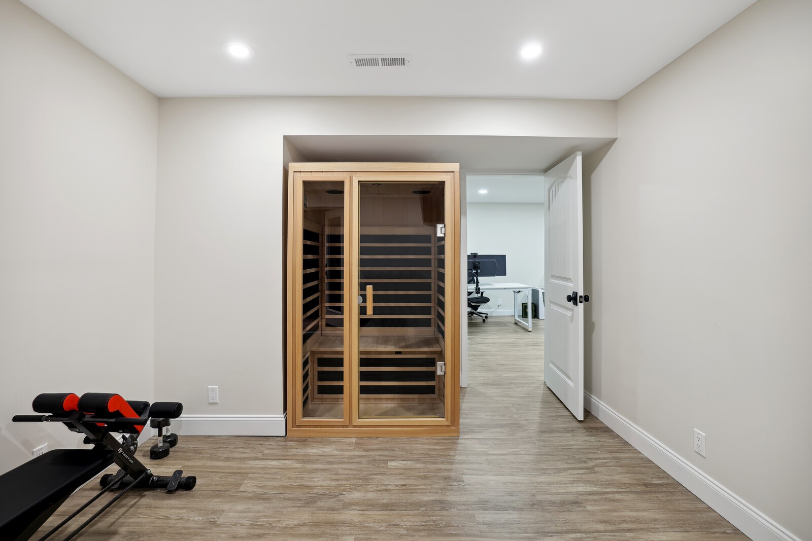 1521 Lewisburg Pike