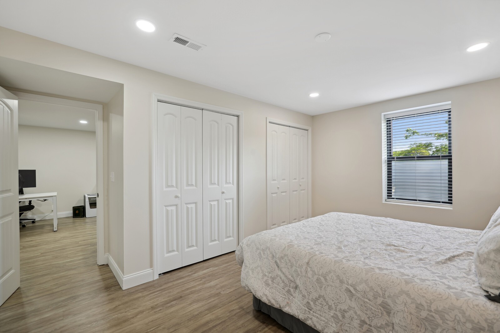 1521 Lewisburg Pike