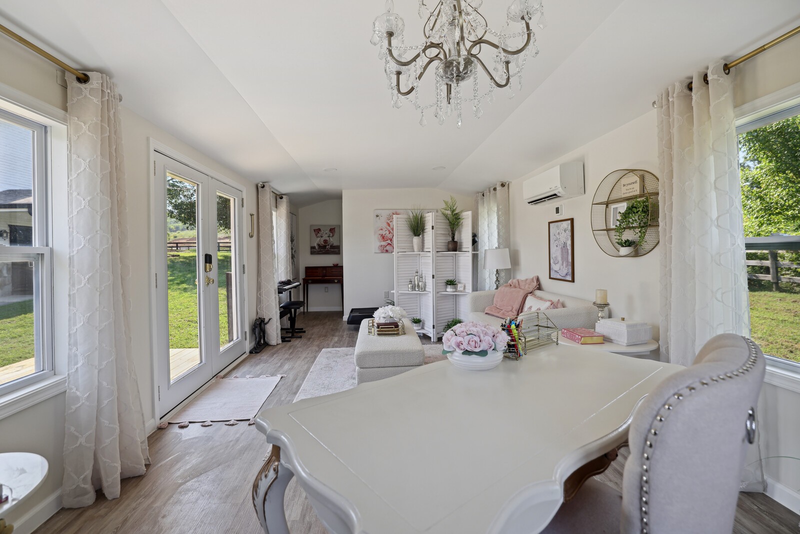 1521 Lewisburg Pike