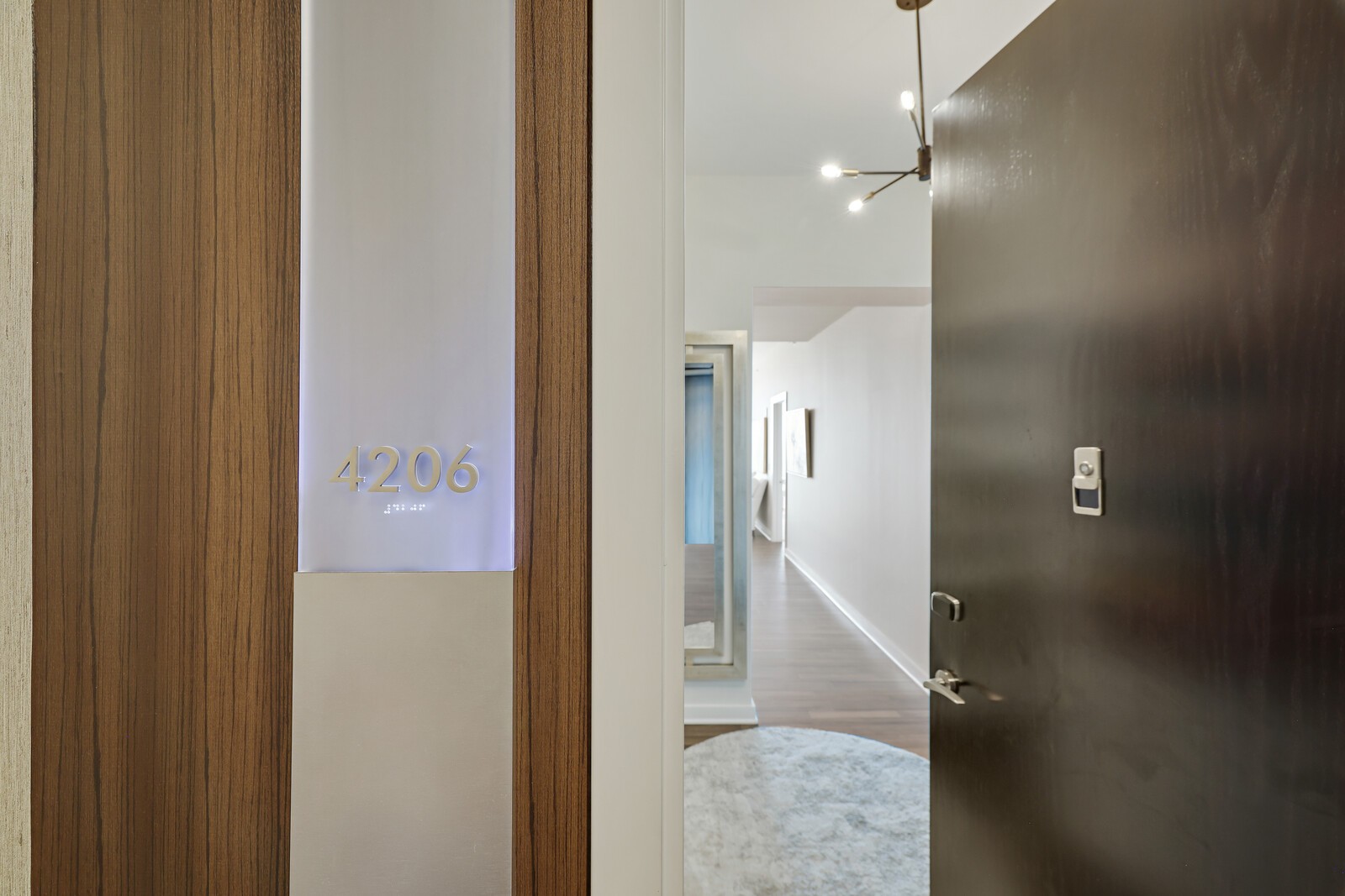 515 Church St Unit: 4206