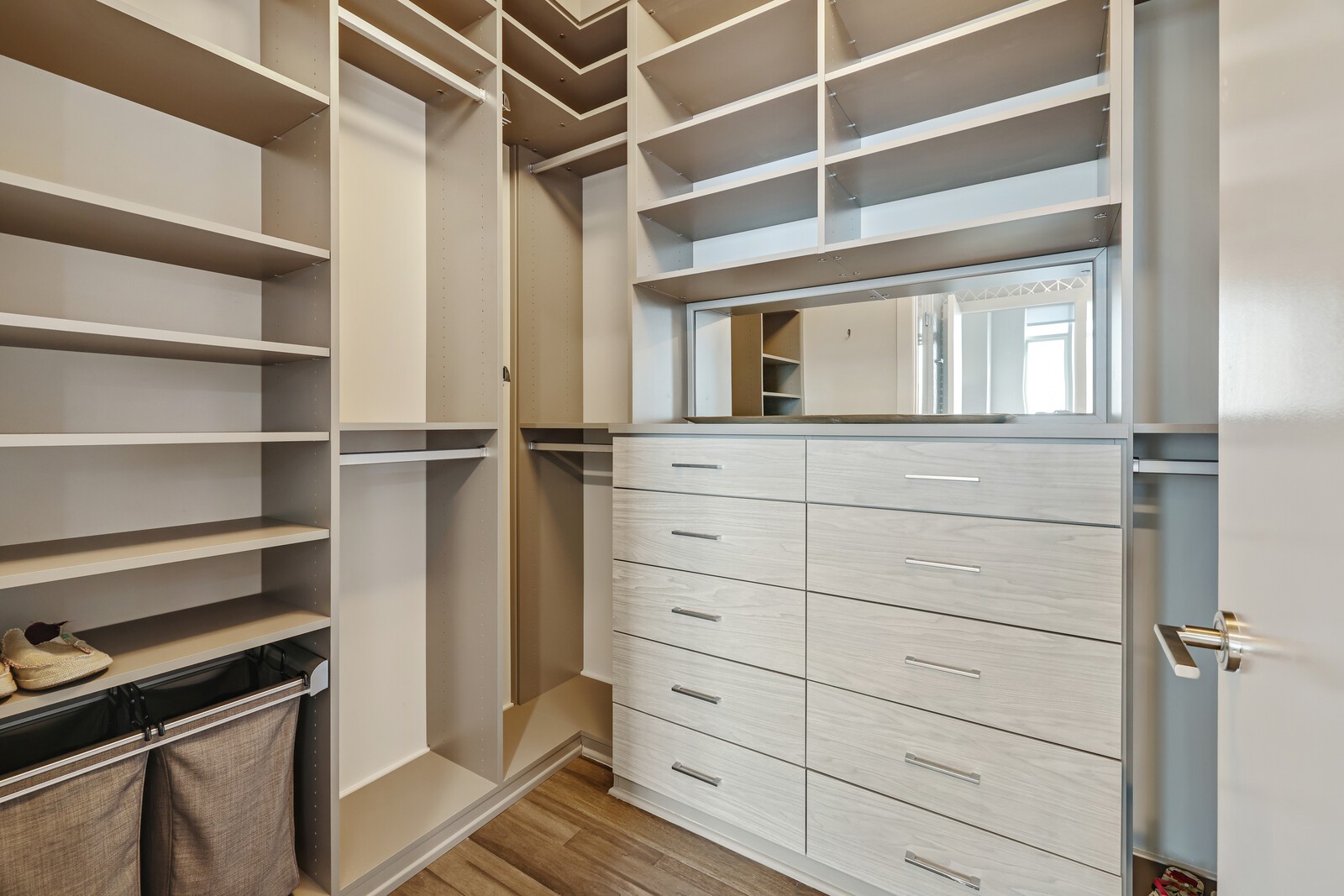 515 Church St Unit: 4206