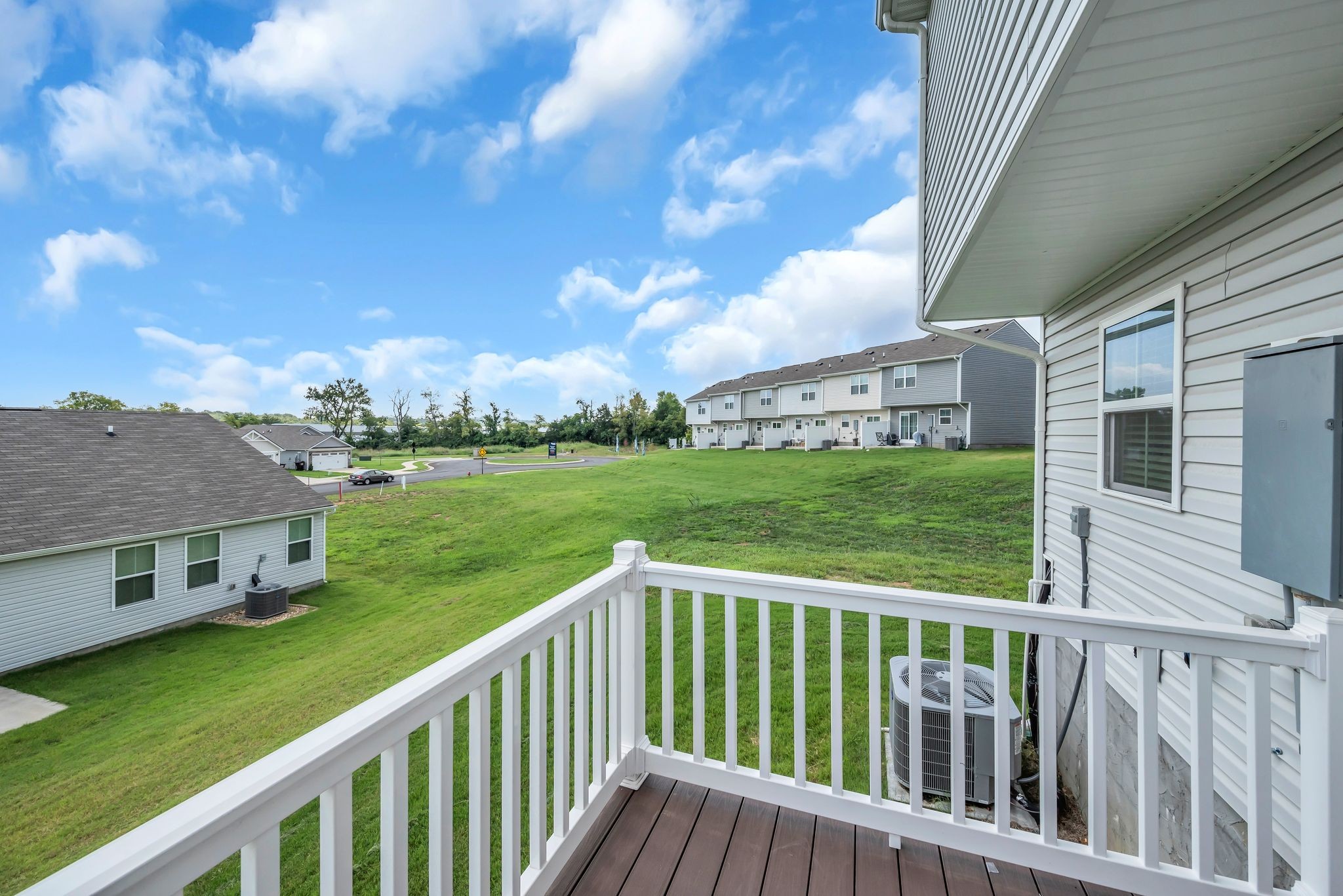 2757 Thornton Grove Blvd Unit: 300