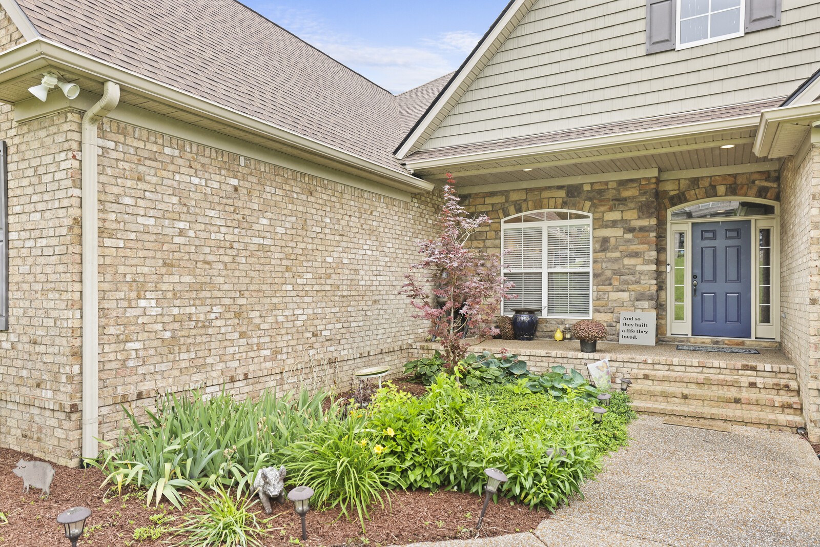 102 Chalford Pl