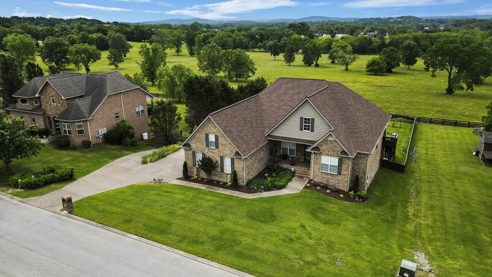 102 Chalford Pl