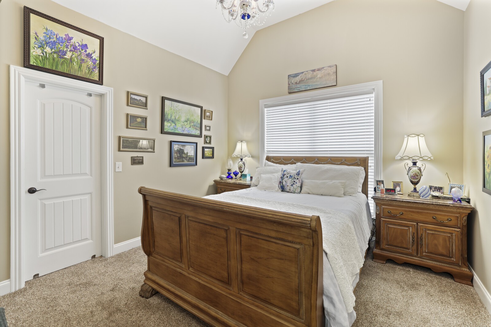 102 Chalford Pl