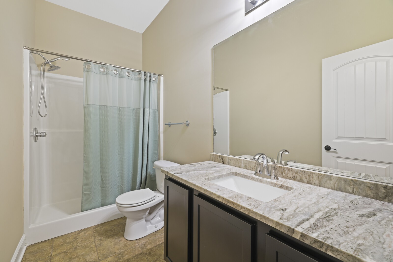 102 Chalford Pl