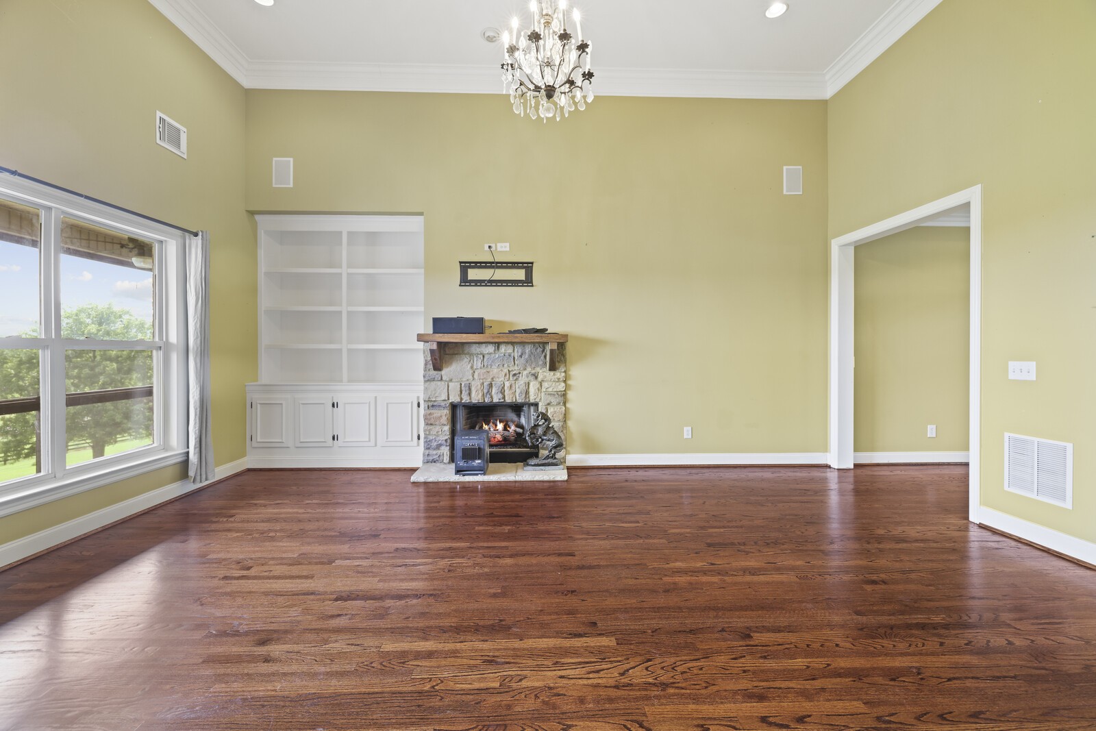 102 Chalford Pl