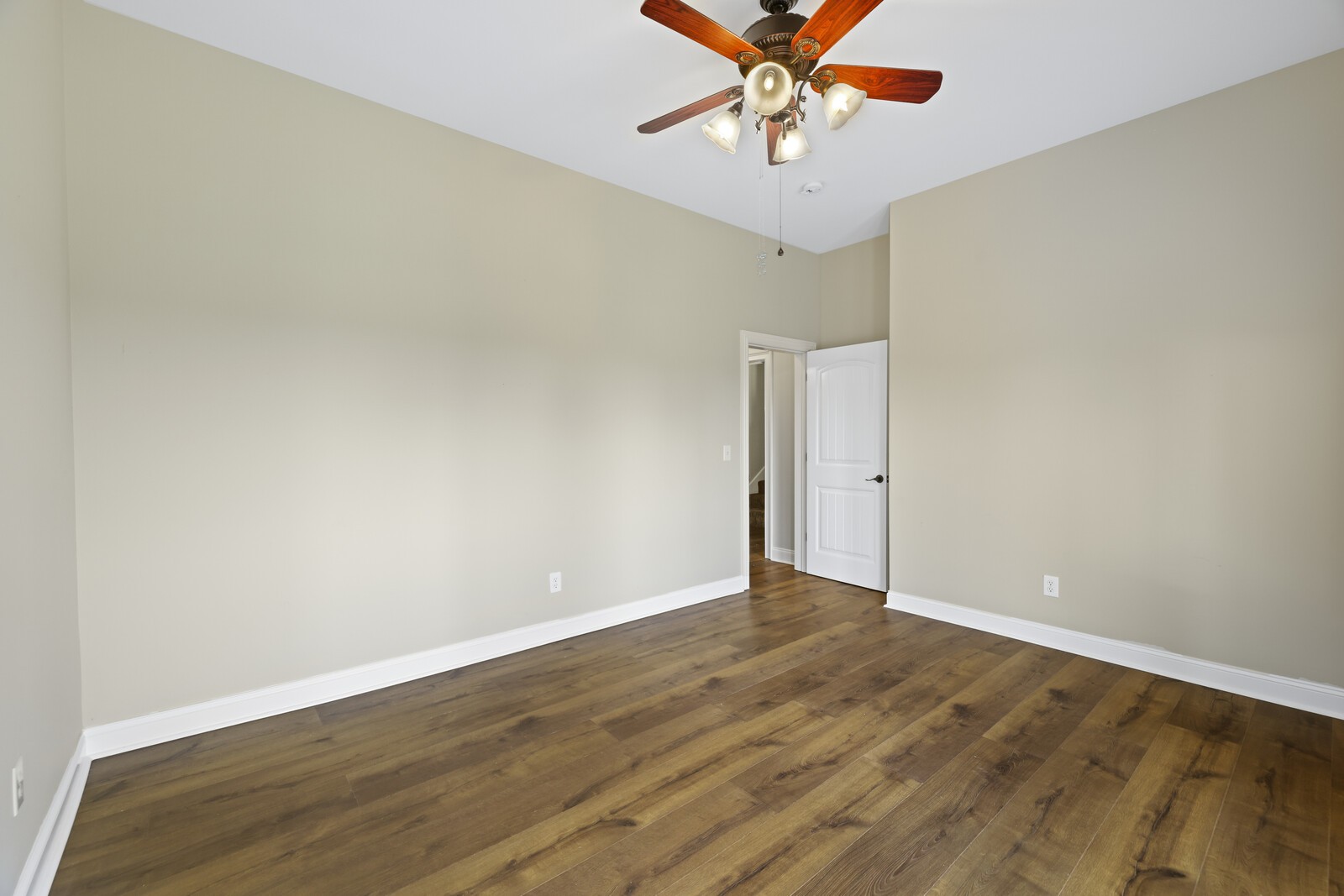 102 Chalford Pl