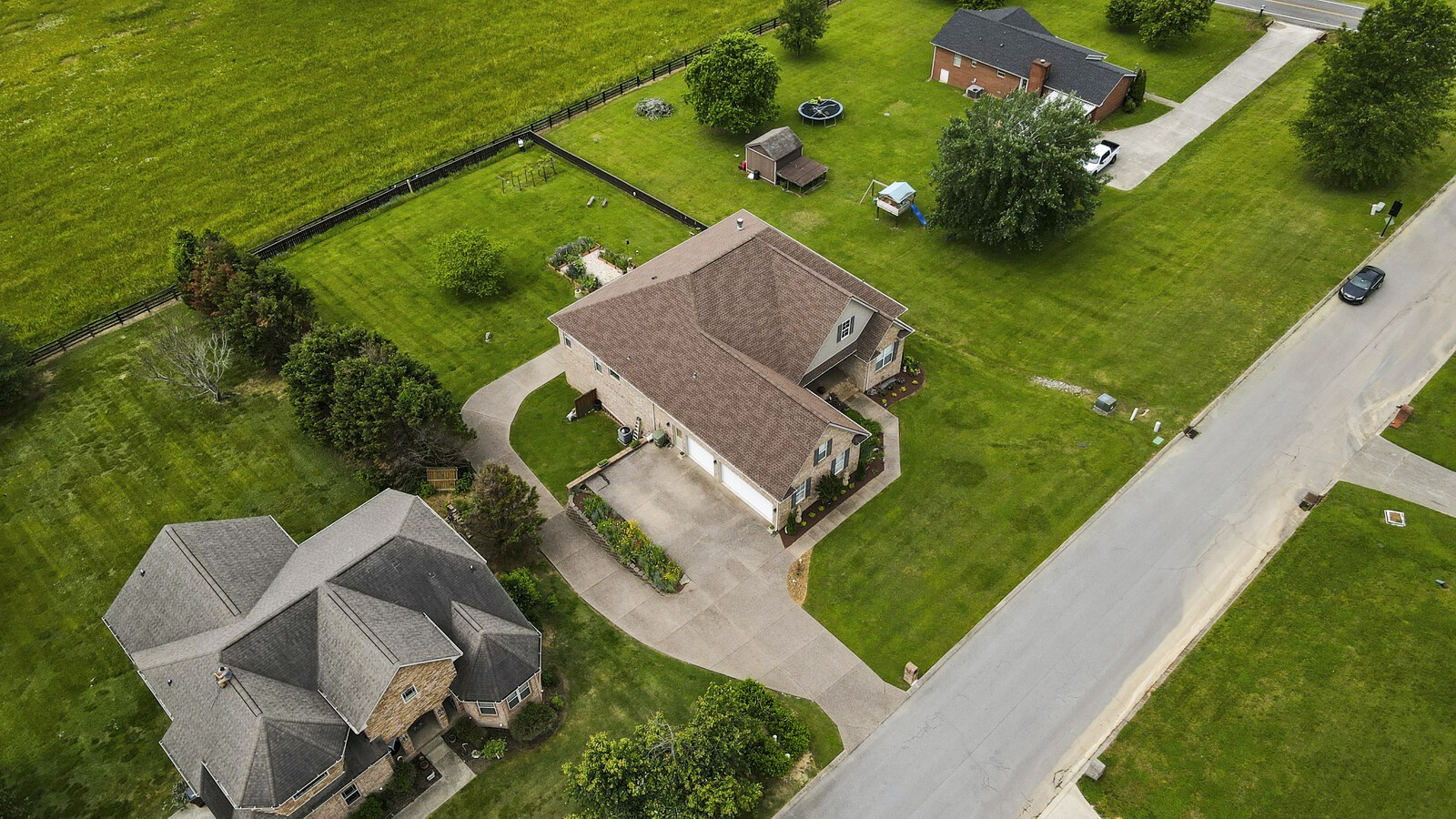 102 Chalford Pl