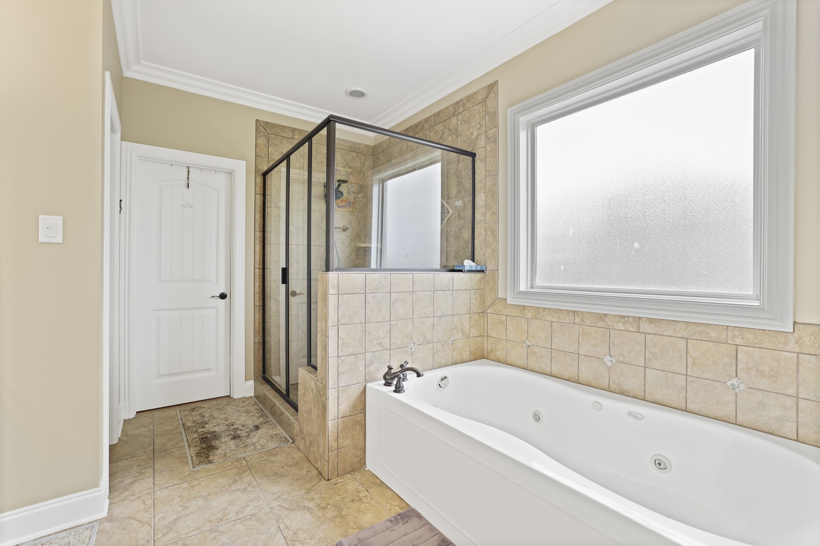 102 Chalford Pl