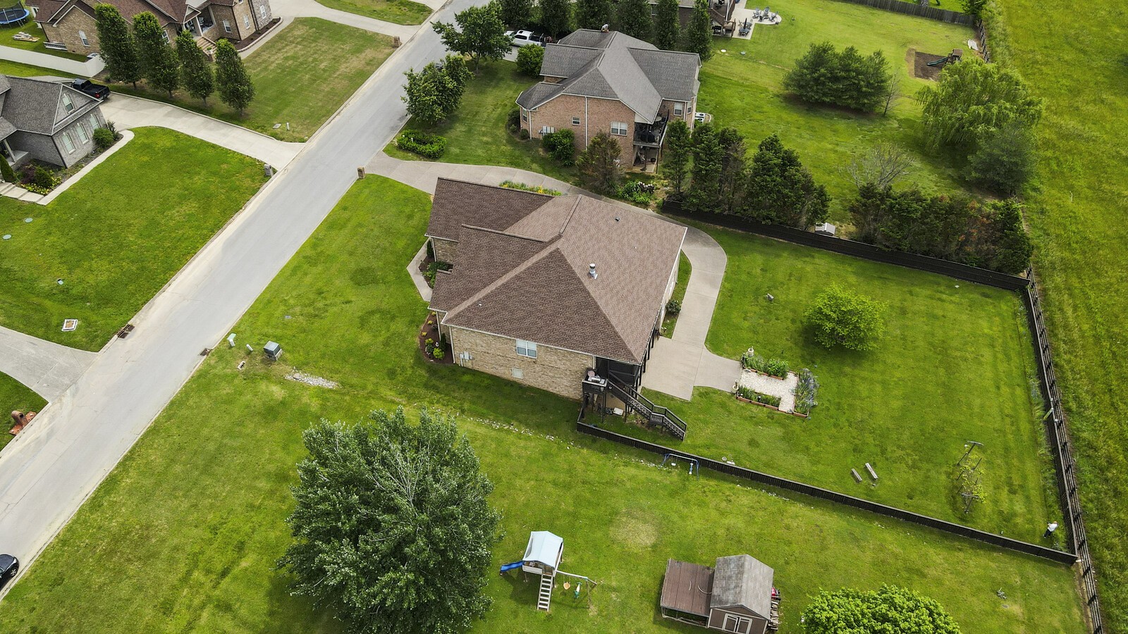 102 Chalford Pl